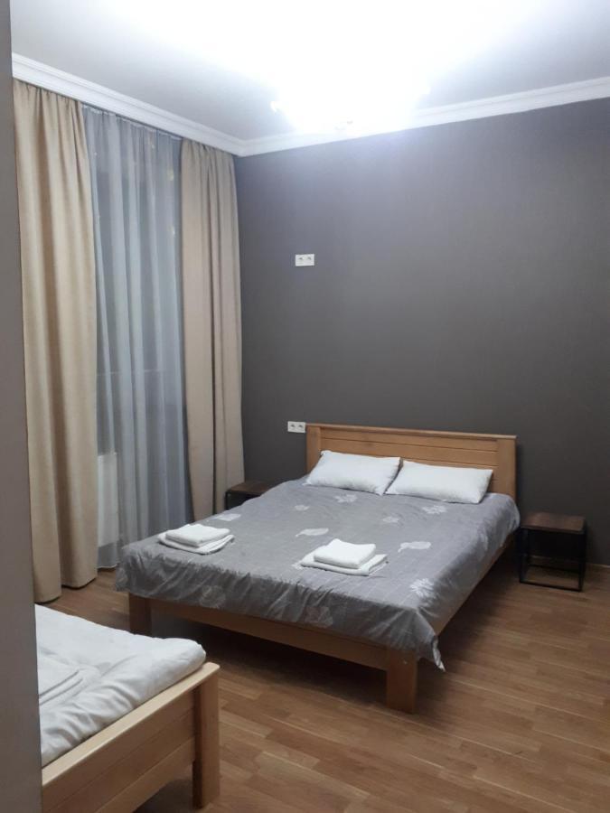 Sunflower Hotel Tbilisi Bagian luar foto